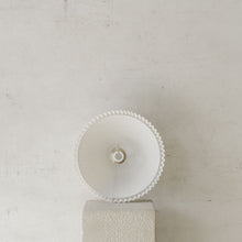 Load image into Gallery viewer, Leo Lamp Shade Cream
