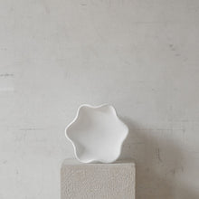 Load image into Gallery viewer, Clementine Bowl Small