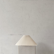 Load image into Gallery viewer, Leo Lamp Shade Cream