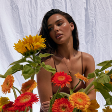 Load image into Gallery viewer, Lola Petite Earrings